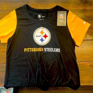 Brand new women’s Steelers t shirt size small